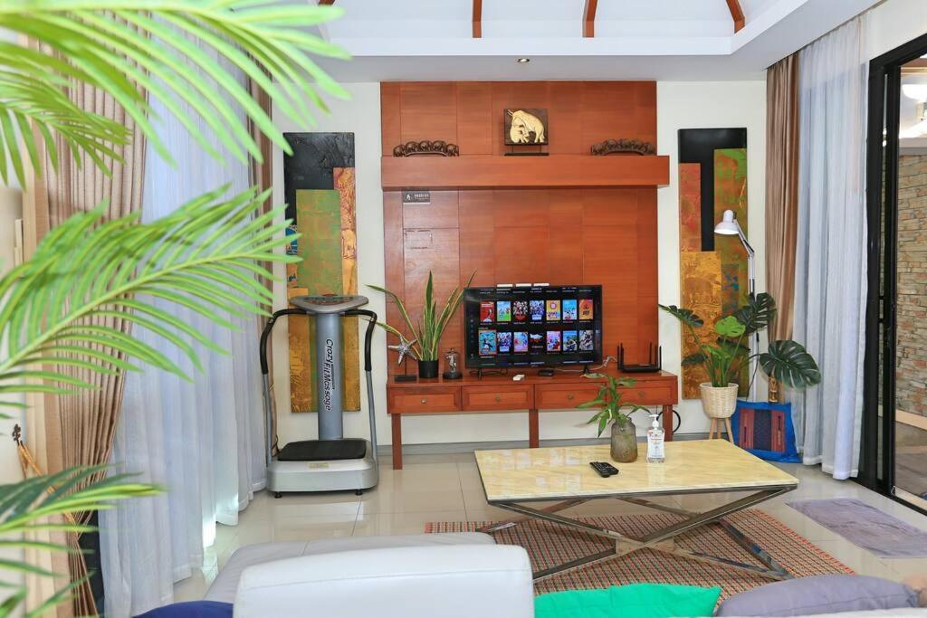 Villa 3bedroom Pool Only 250m To The Rawai F10